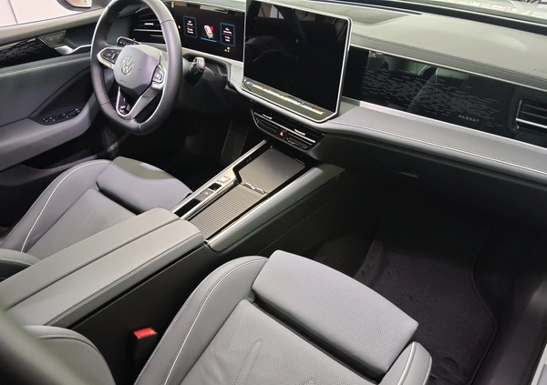 Volkswagen Passat cena 209399 przebieg: 5, rok produkcji 2024 z Czarna Białostocka małe 92